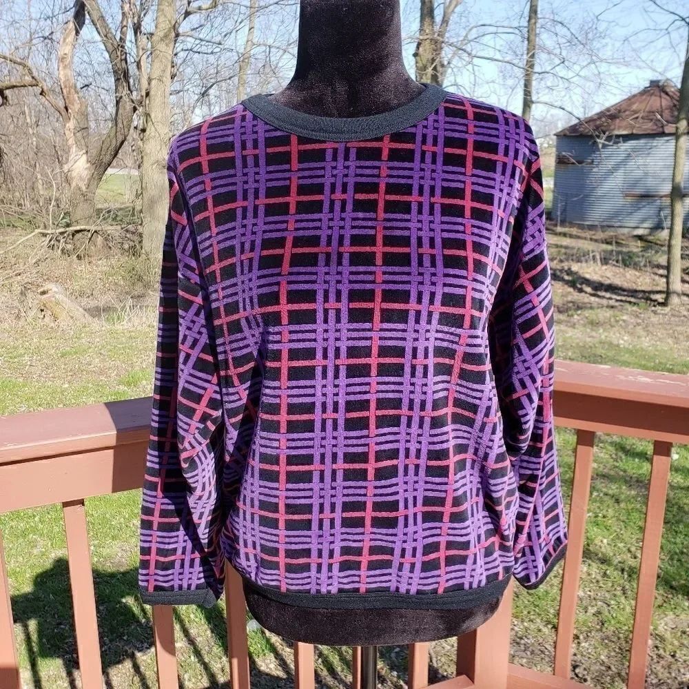Partners  Ladies Vintage  90s Pullover Crew Neck Long Sleeve Top,Med